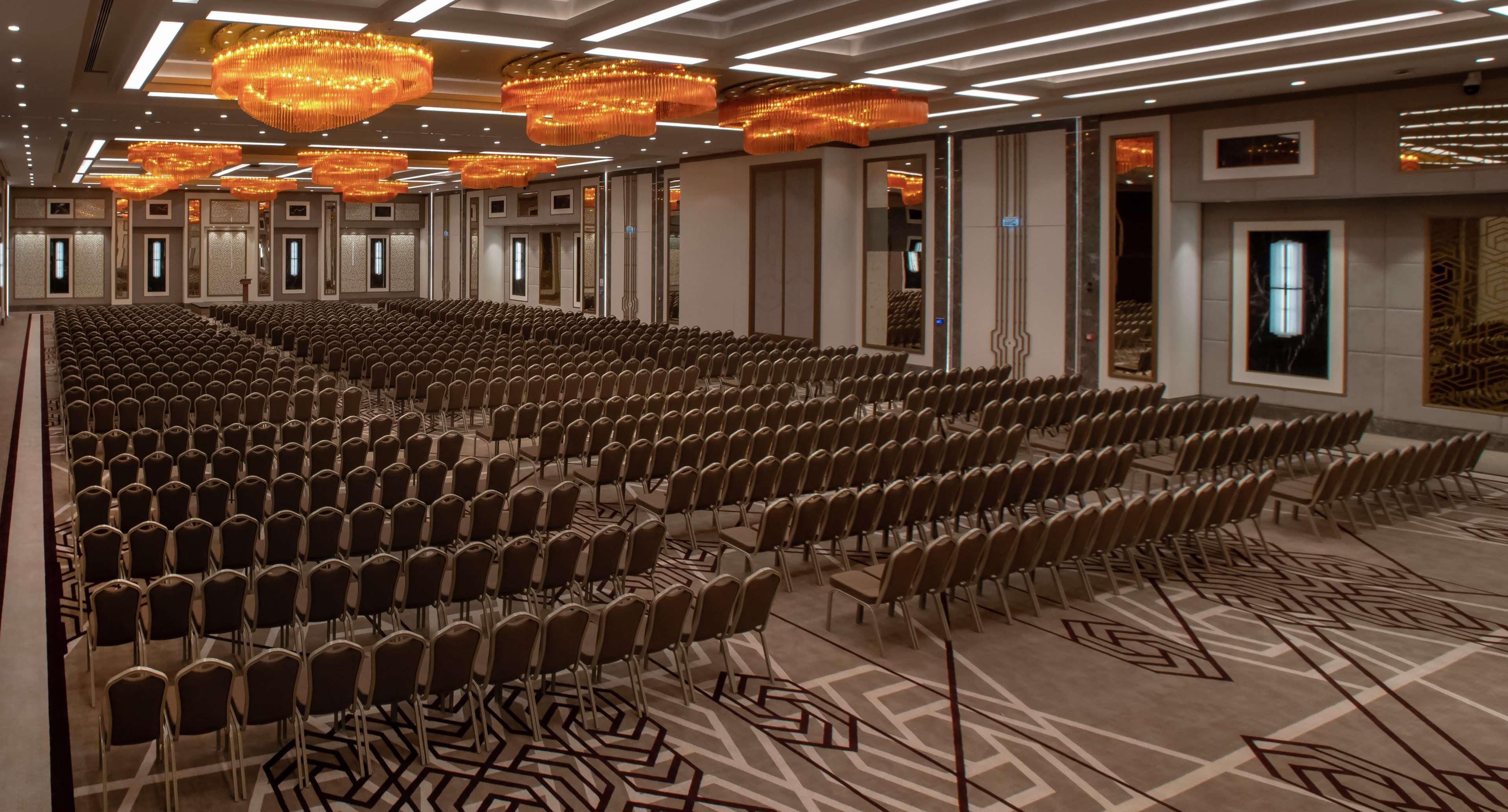 Hilton Istanbul Bakirkoy Hotel Negócio foto The Grand Ballroom