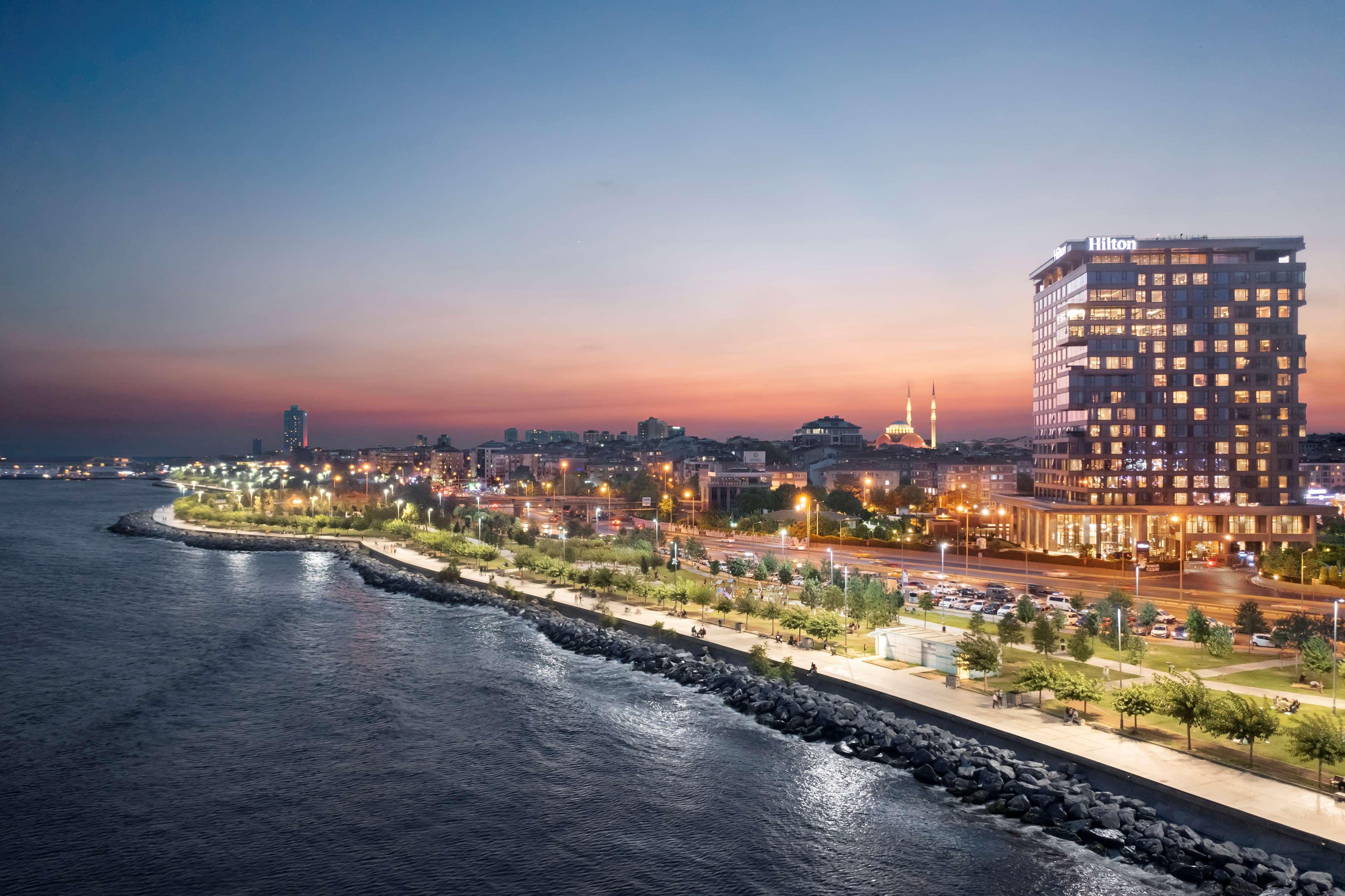 Hilton Istanbul Bakirkoy Hotel Exterior foto Thessaloniki