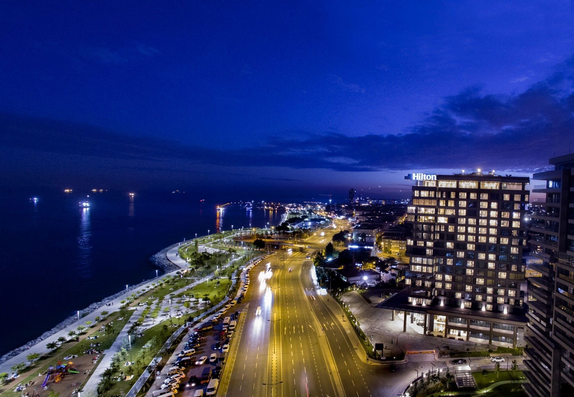 Hilton Istanbul Bakirkoy Hotel Exterior foto Nikis Avenue